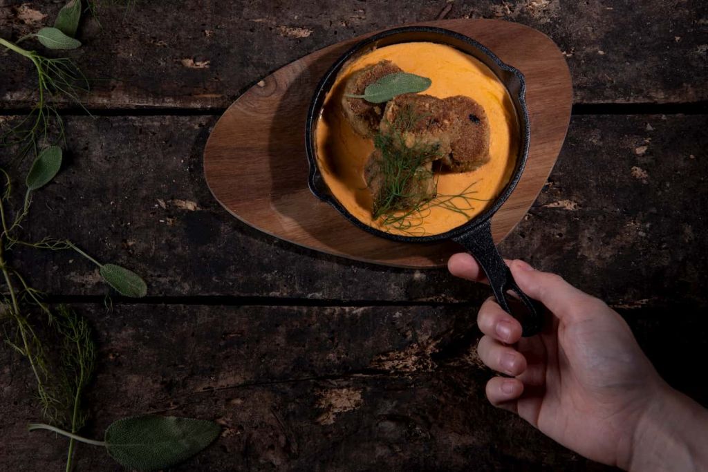 Crispy eggplant balls with Cicioni and tomato sauce Casa del Fermentino